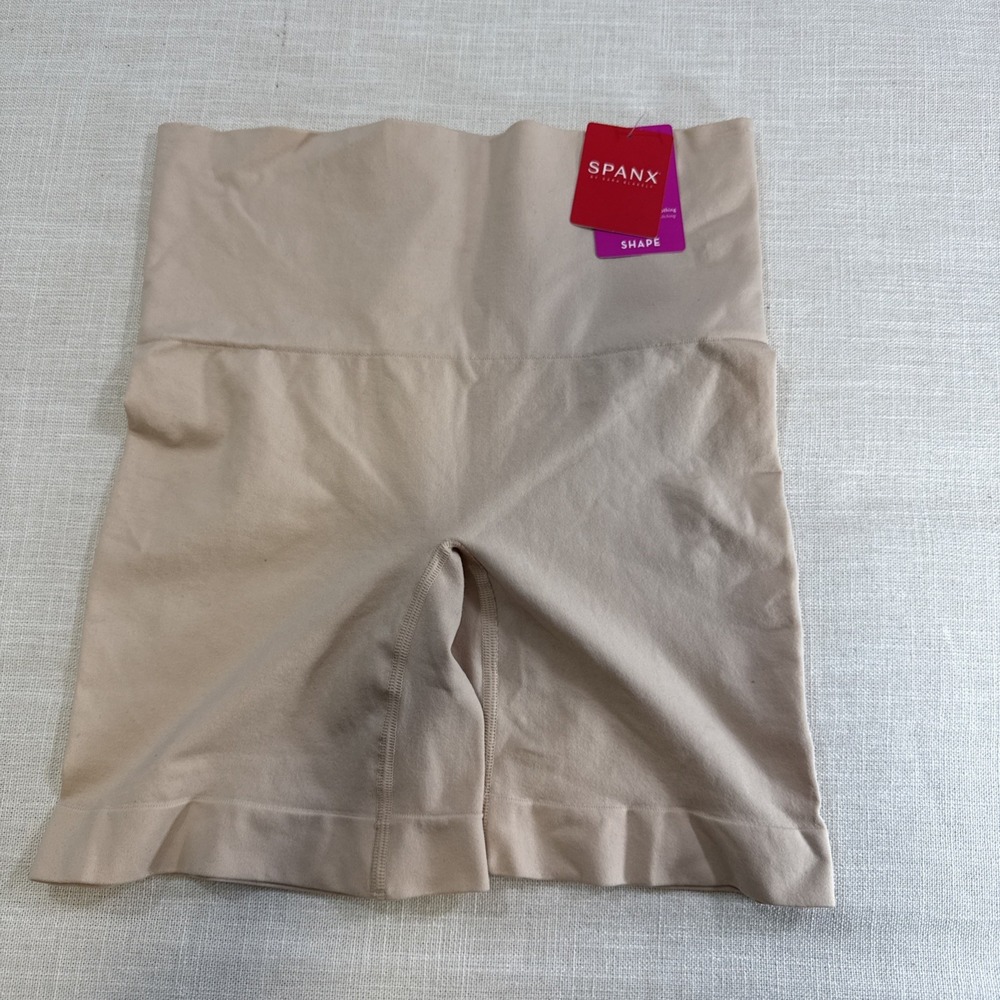 Spanx Compression shorts XL Shapewear Soft Nude Mid Thigh Seamless Slimming